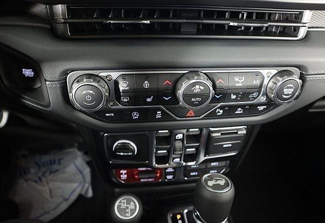 new 2025 Jeep Wrangler car, priced at $66,390