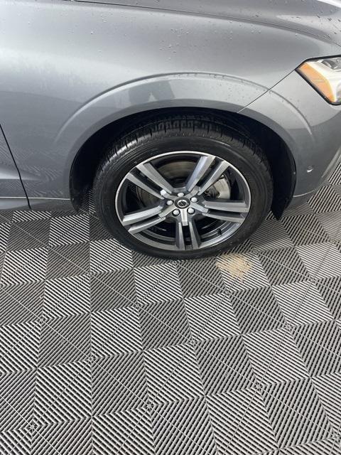 used 2018 Volvo XC60 car, priced at $21,495
