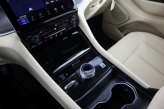 new 2025 Jeep Grand Cherokee L car, priced at $48,335