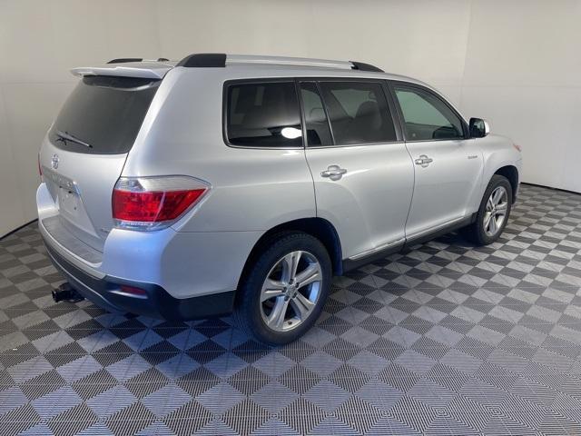 used 2013 Toyota Highlander car, priced at $18,495