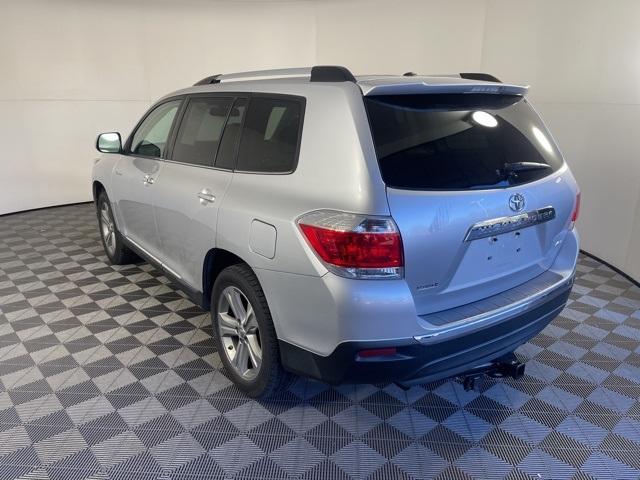 used 2013 Toyota Highlander car, priced at $18,495