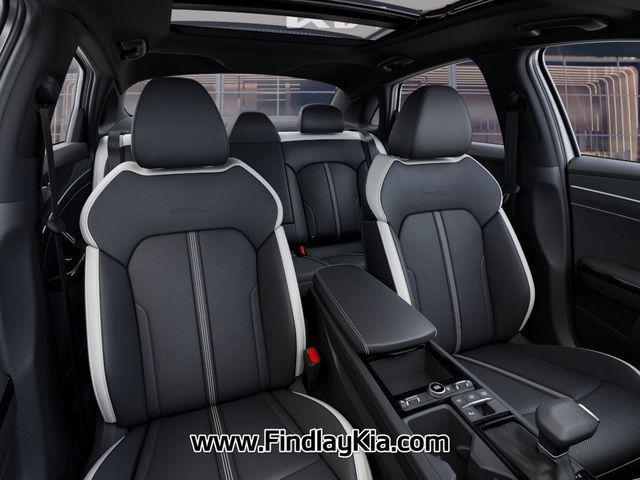 new 2025 Kia K5 car, priced at $27,775