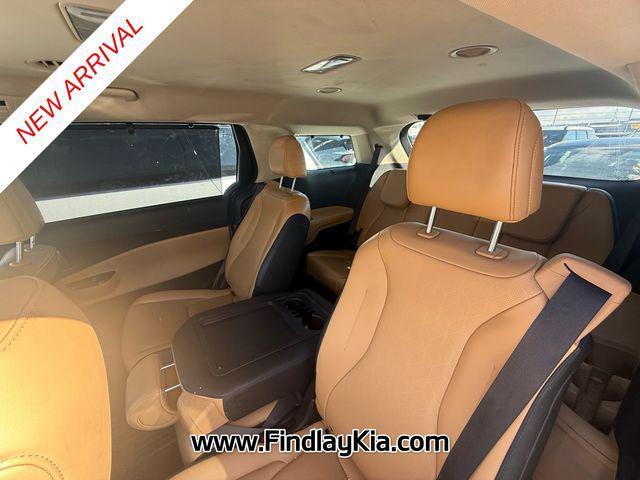used 2022 Kia Carnival car, priced at $29,497