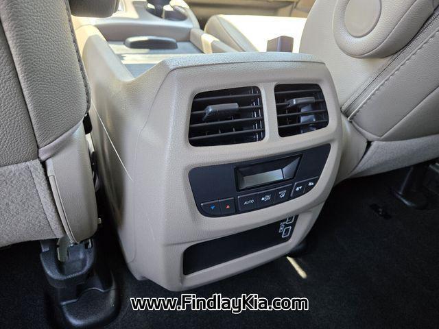used 2022 Honda Pilot car, priced at $31,297