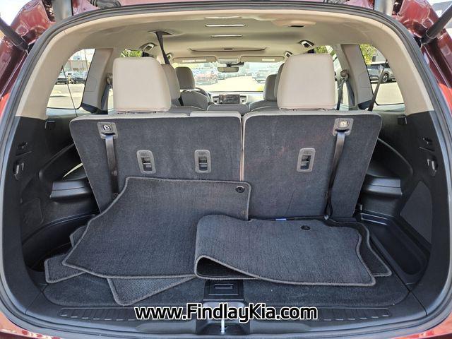 used 2022 Honda Pilot car, priced at $31,297