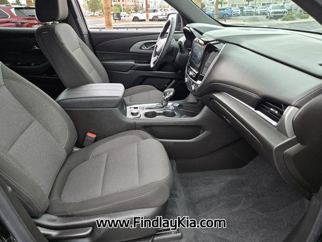 used 2023 Chevrolet Traverse car, priced at $28,297