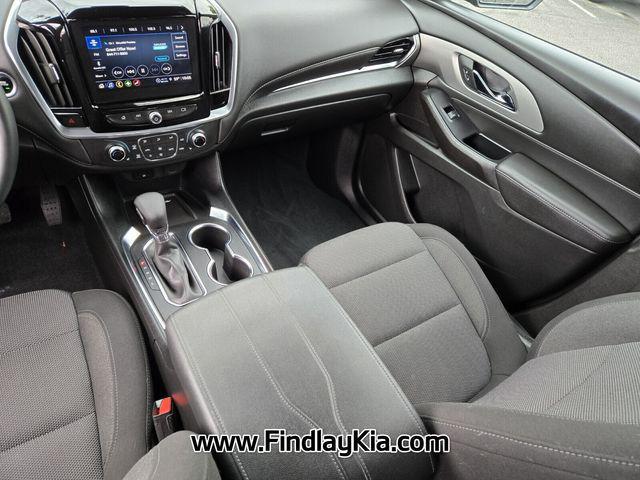used 2023 Chevrolet Traverse car, priced at $28,297
