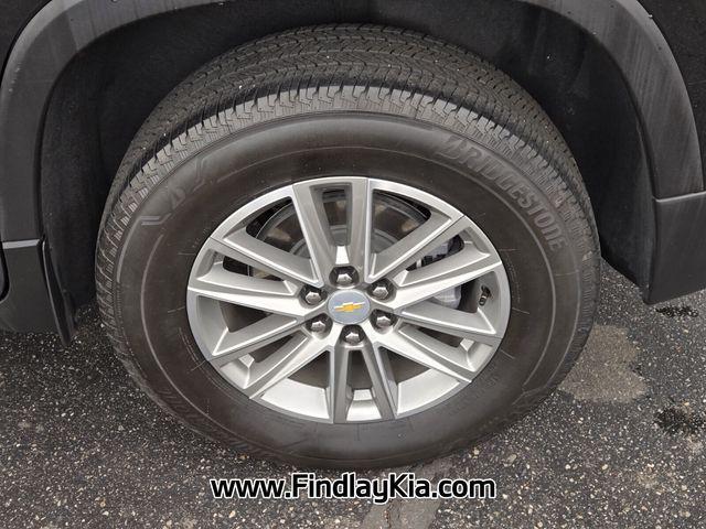 used 2023 Chevrolet Traverse car, priced at $28,297