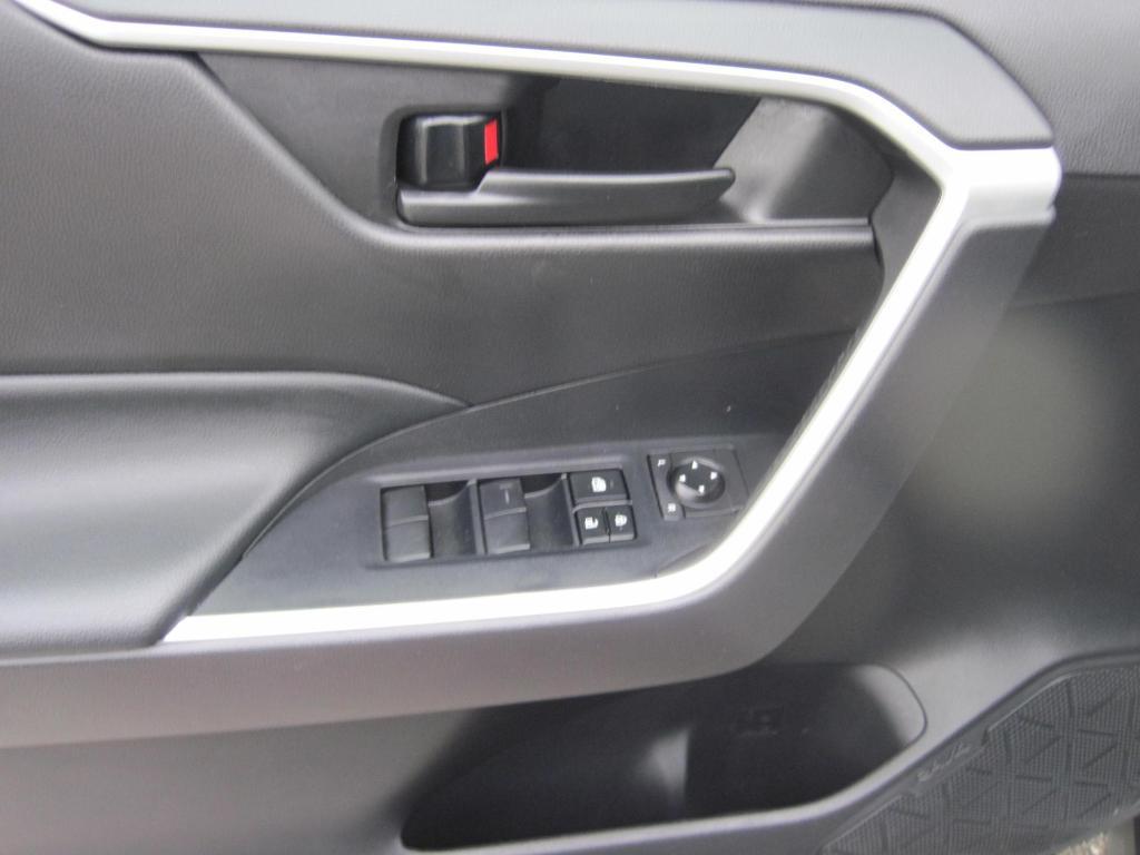 used 2022 Toyota RAV4 Hybrid car, priced at $32,950