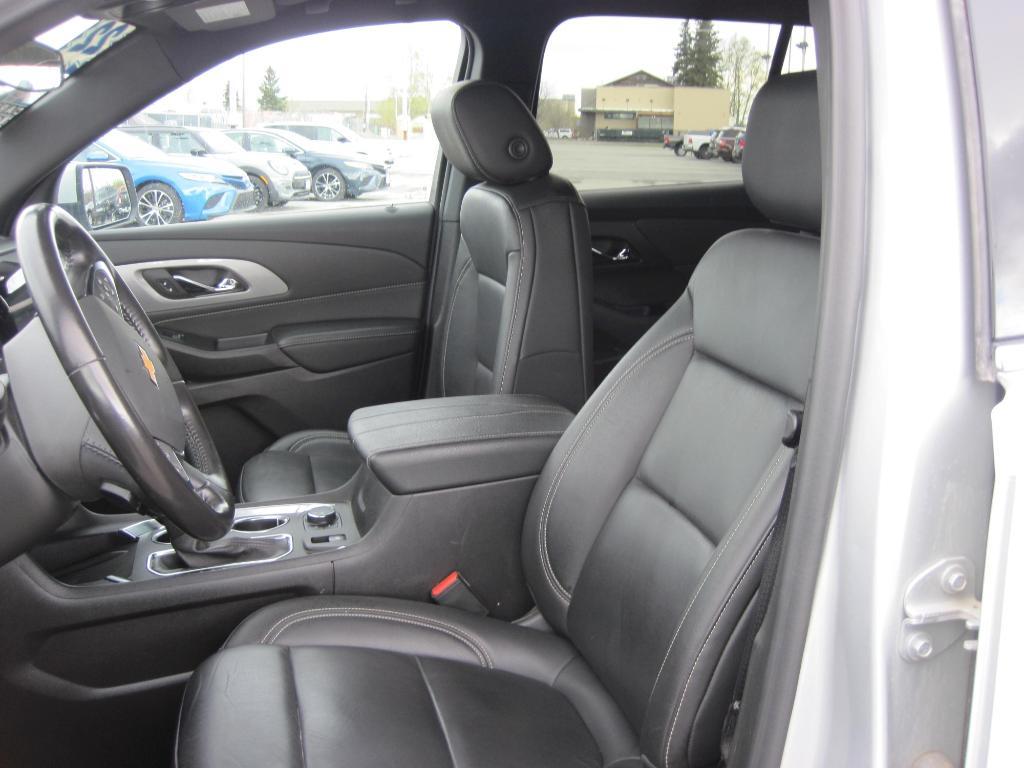 used 2022 Chevrolet Traverse car, priced at $31,950