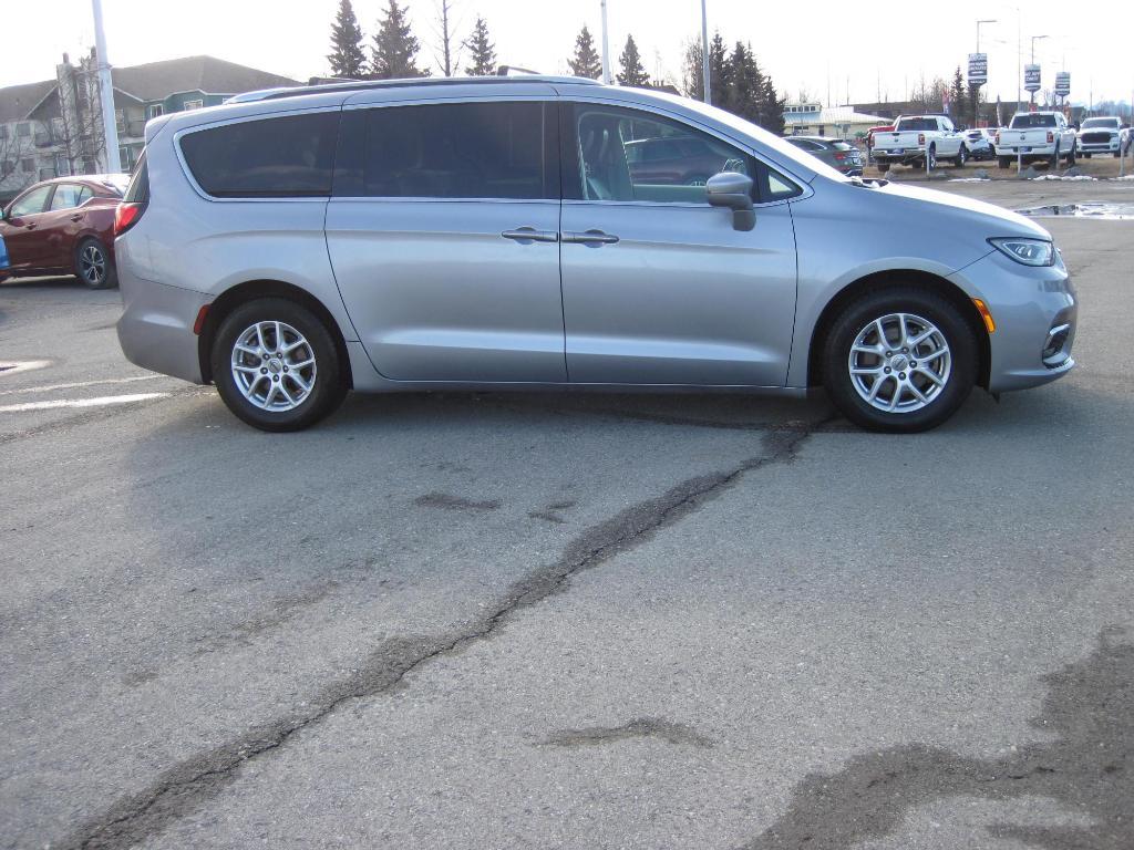 used 2021 Chrysler Pacifica car, priced at $26,950