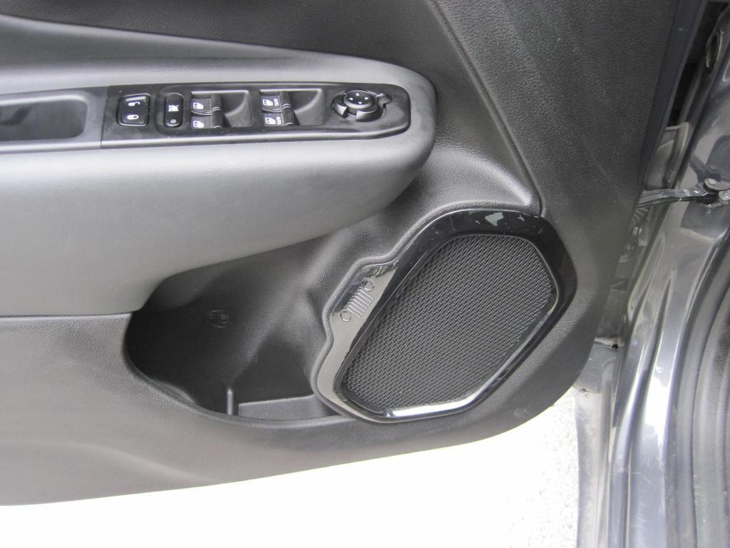 used 2022 Jeep Renegade car, priced at $24,950