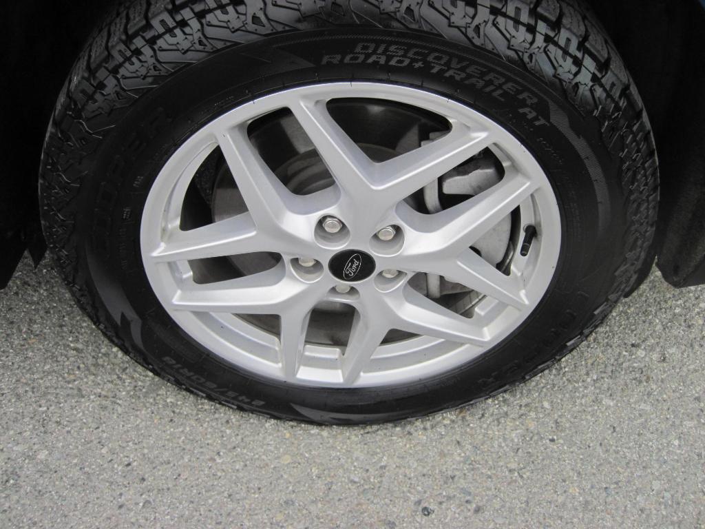 used 2024 Ford Edge car, priced at $26,950