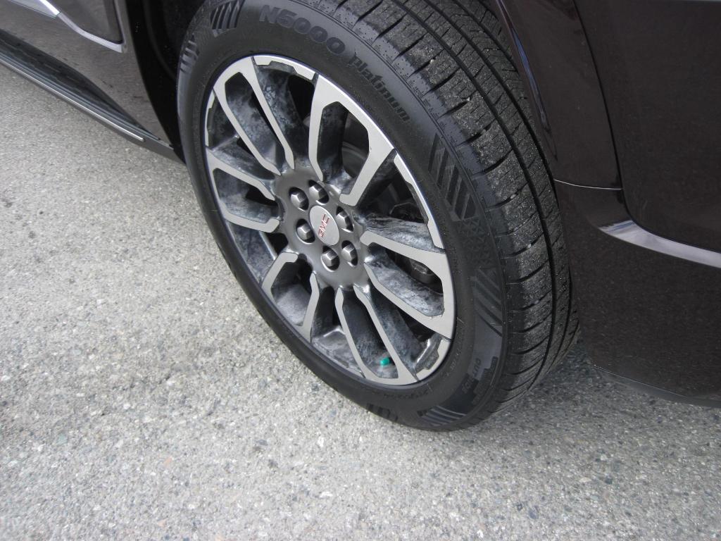 used 2020 GMC Acadia car, priced at $30,950
