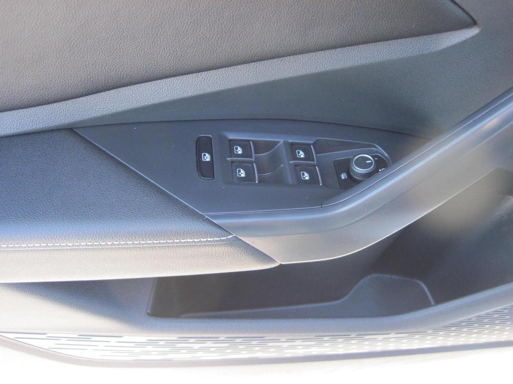 used 2024 Volkswagen Jetta car, priced at $23,950