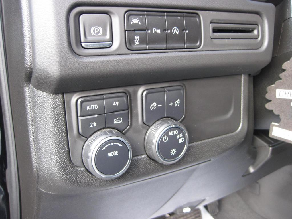 used 2023 Chevrolet Suburban car, priced at $52,950