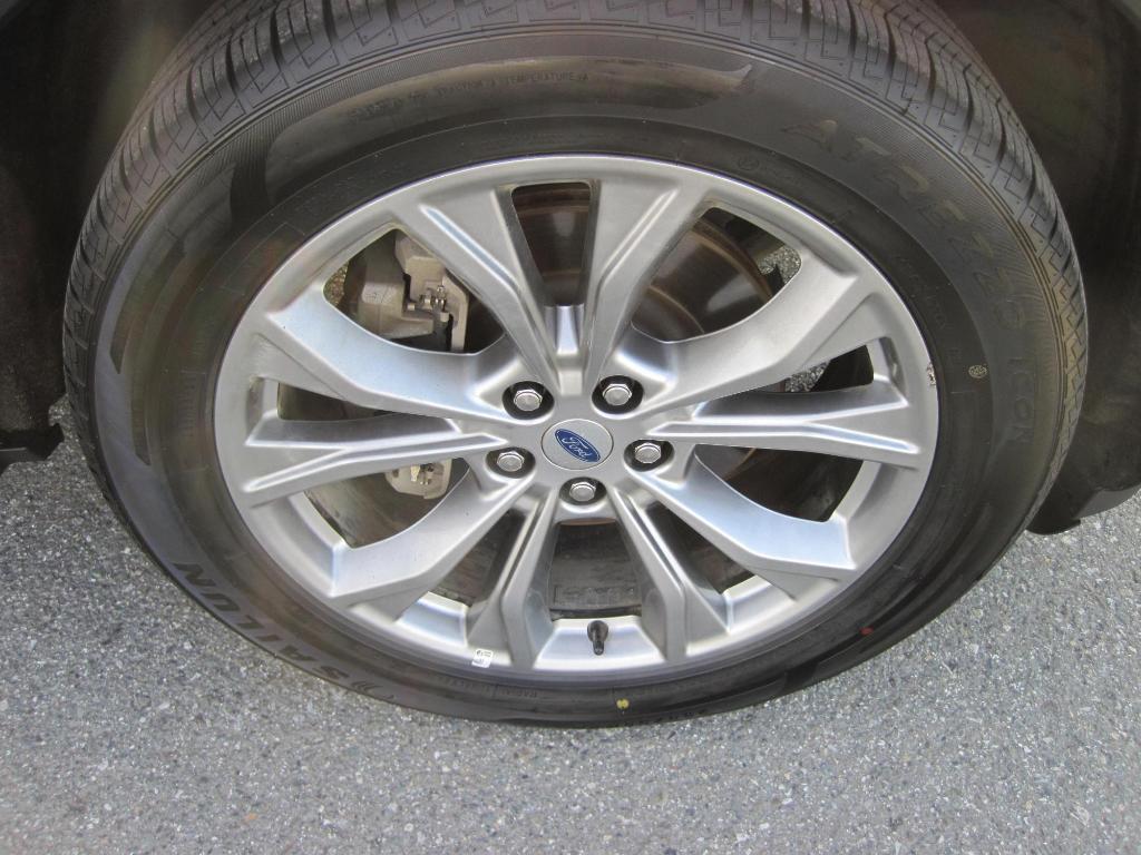 used 2022 Ford Explorer car, priced at $33,950