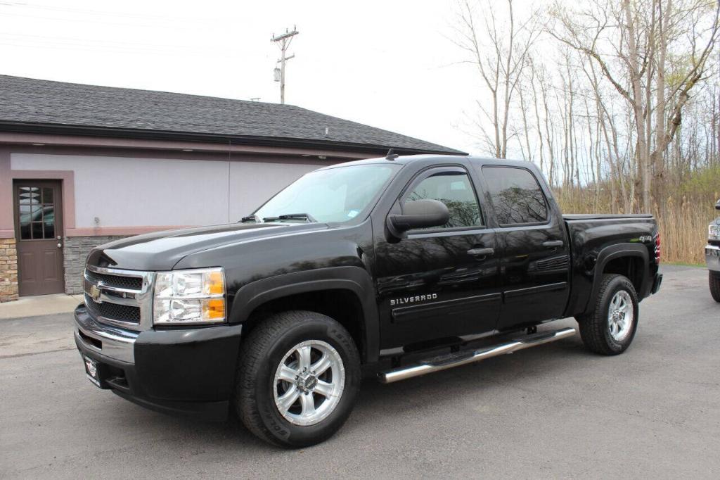 used 2011 Chevrolet Silverado 1500 car, priced at $15,995