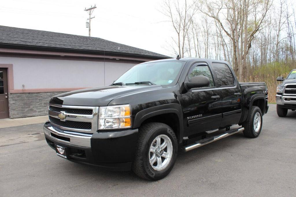 used 2011 Chevrolet Silverado 1500 car, priced at $15,995