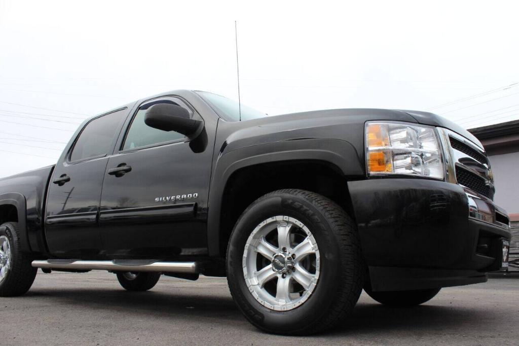 used 2011 Chevrolet Silverado 1500 car, priced at $15,995