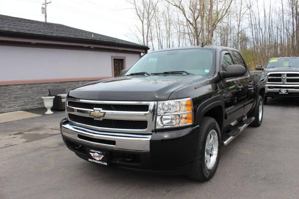 used 2011 Chevrolet Silverado 1500 car, priced at $15,995