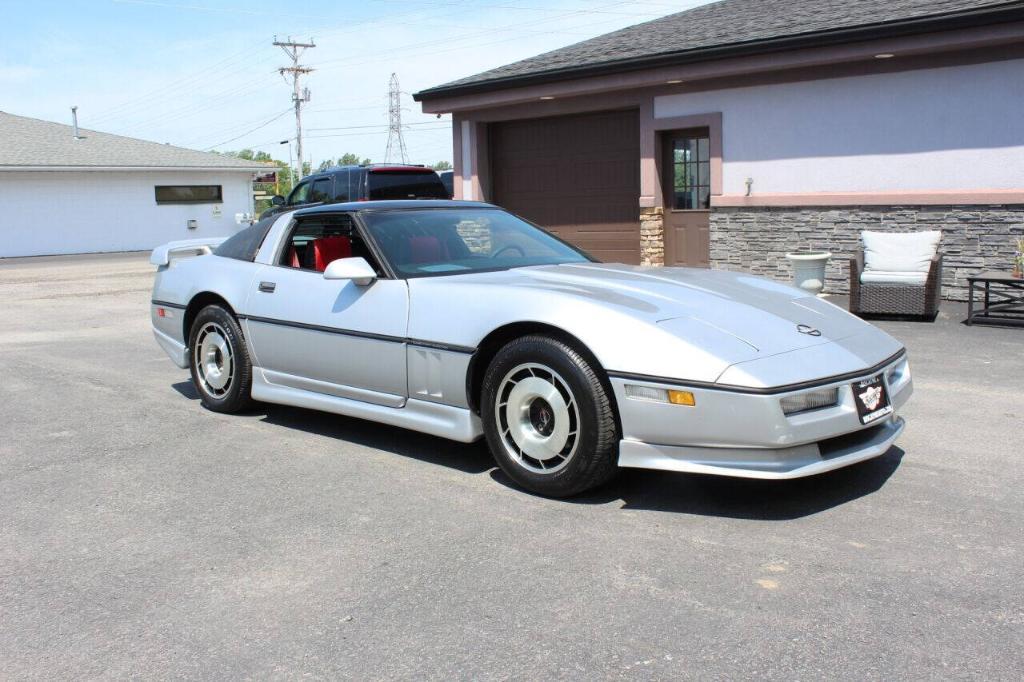 used 1985 Chevrolet Corvette car, priced at $12,995