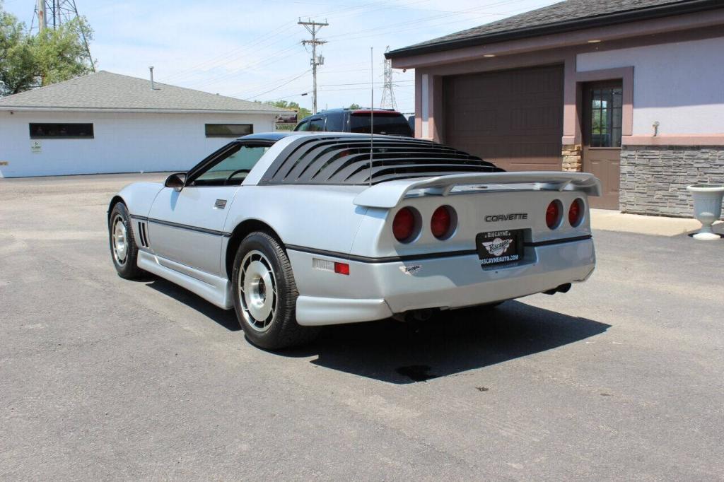 used 1985 Chevrolet Corvette car, priced at $12,995