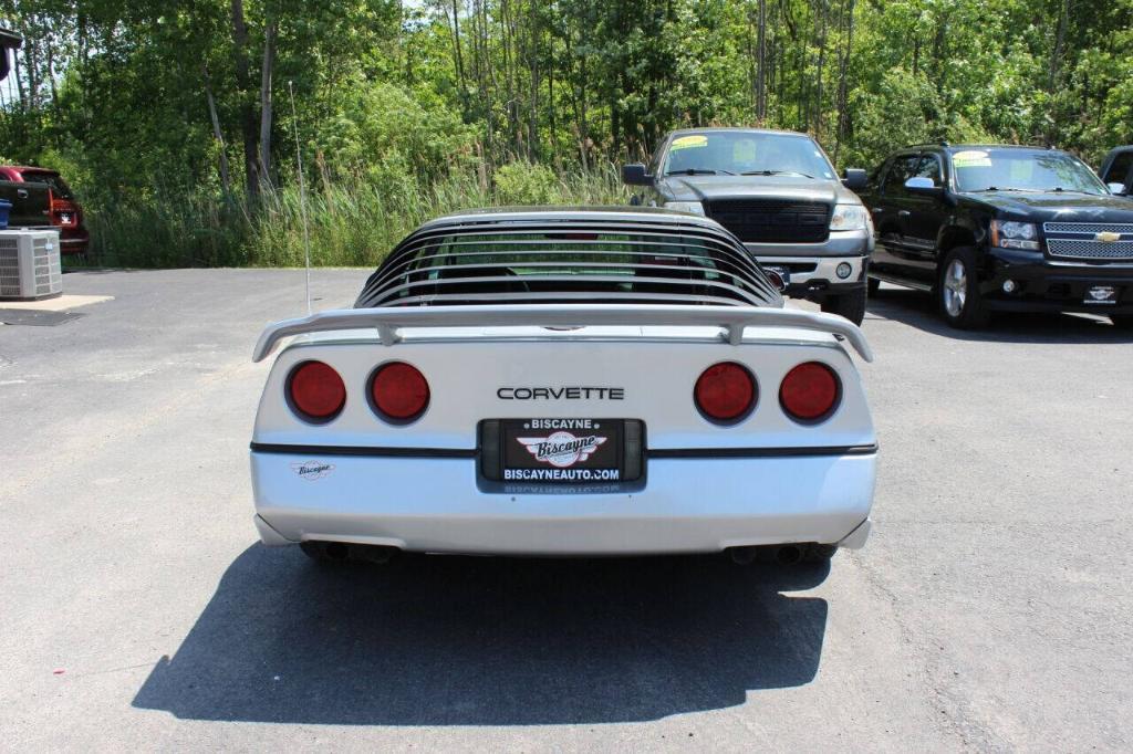 used 1985 Chevrolet Corvette car, priced at $12,995