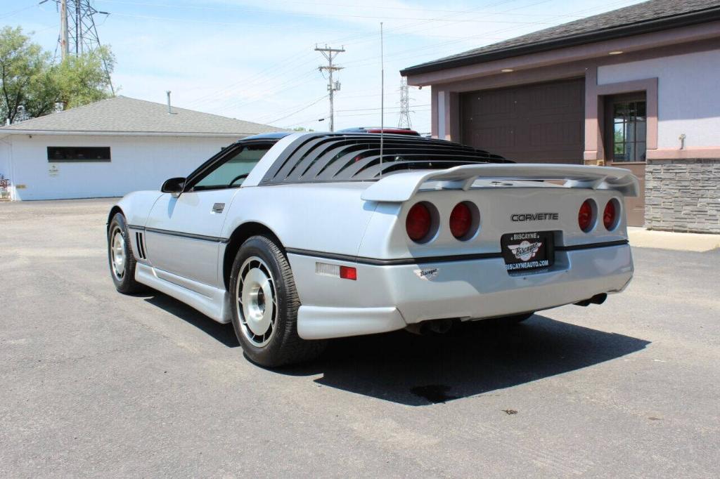 used 1985 Chevrolet Corvette car, priced at $12,995