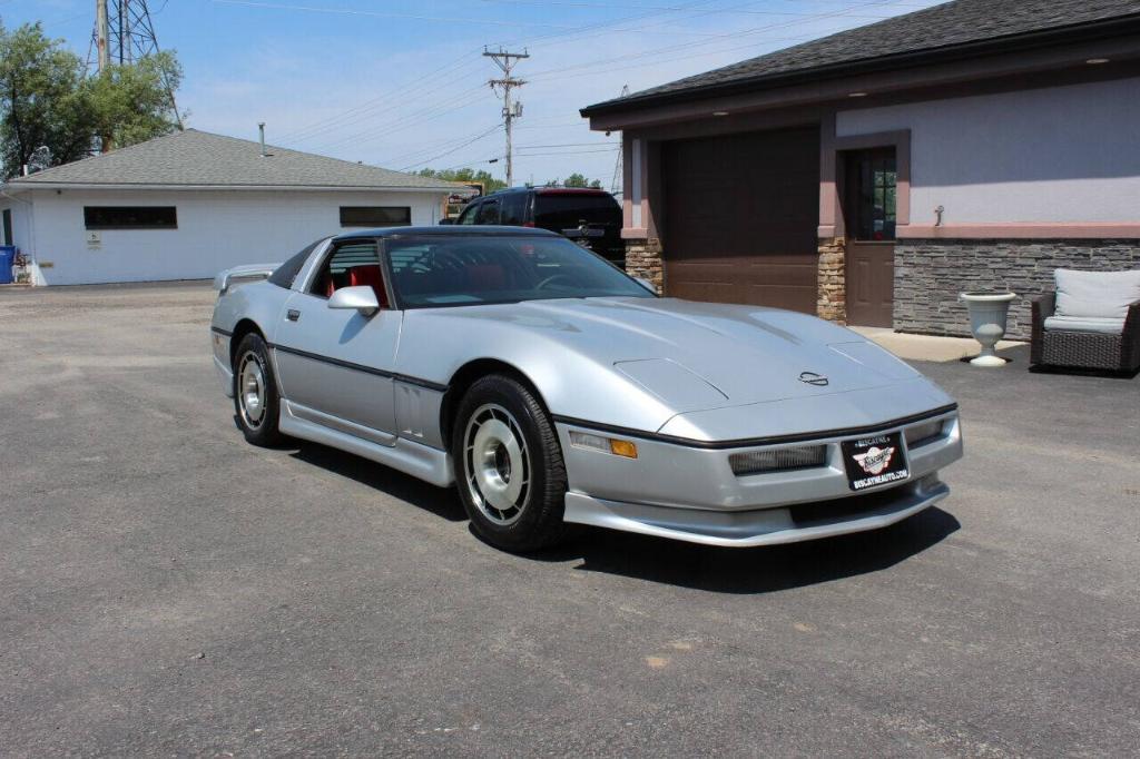 used 1985 Chevrolet Corvette car, priced at $12,995