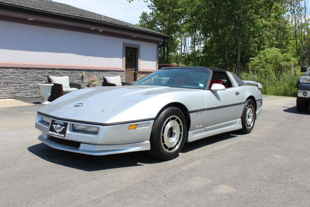 used 1985 Chevrolet Corvette car, priced at $12,995