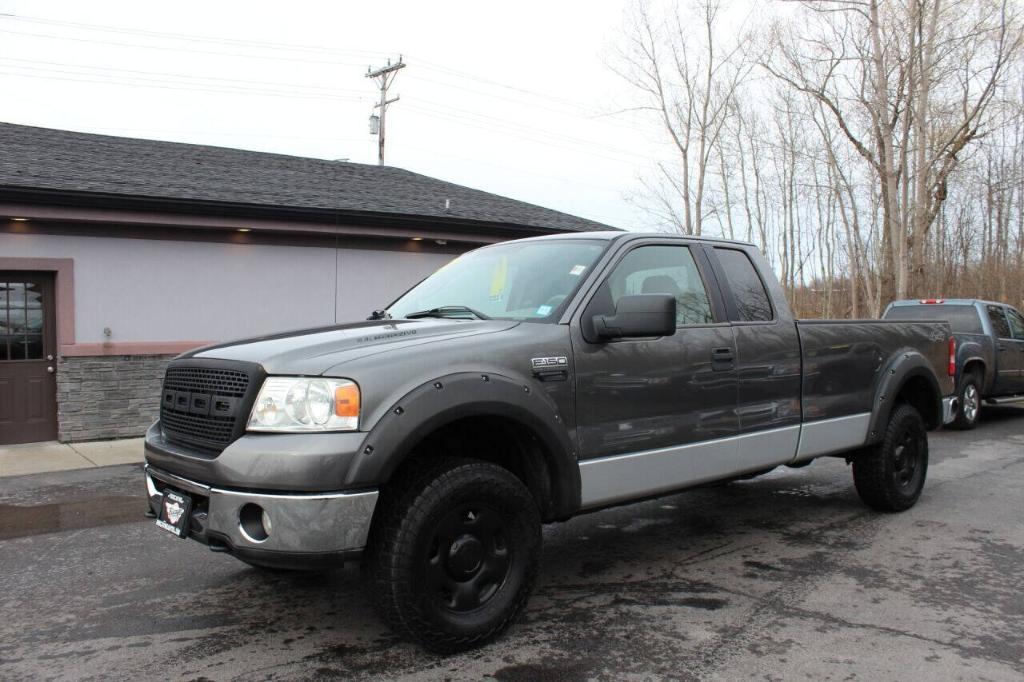 used 2006 Ford F-150 car, priced at $12,995