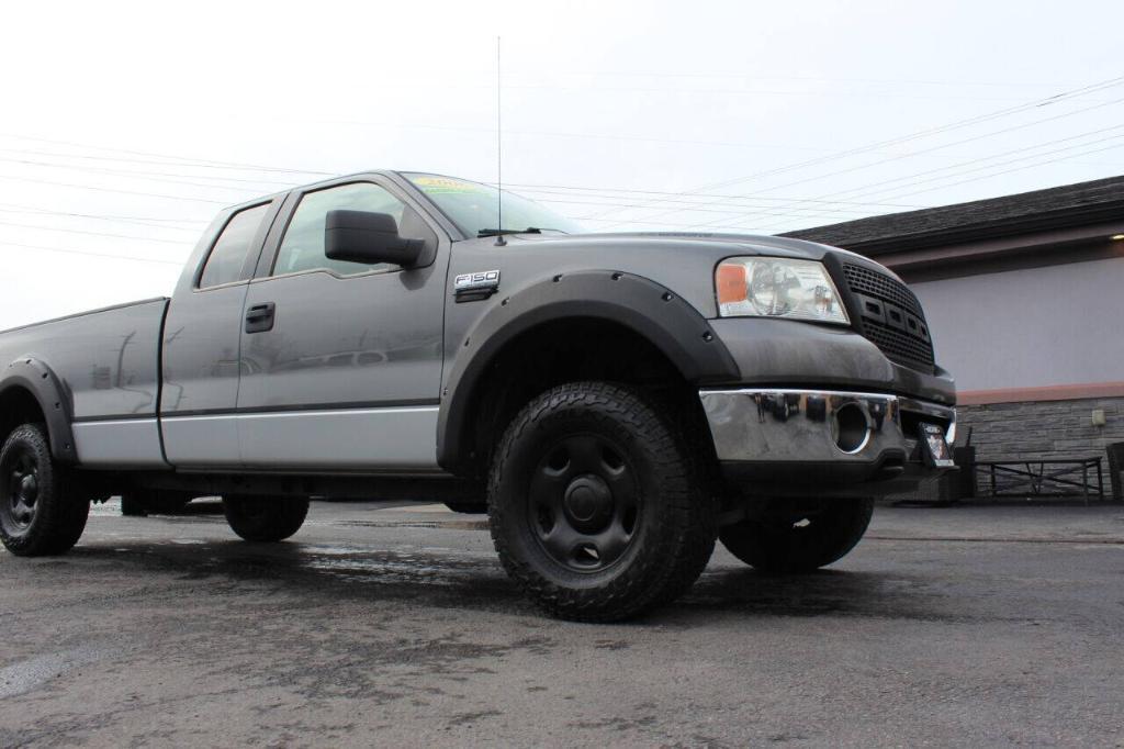 used 2006 Ford F-150 car, priced at $12,995