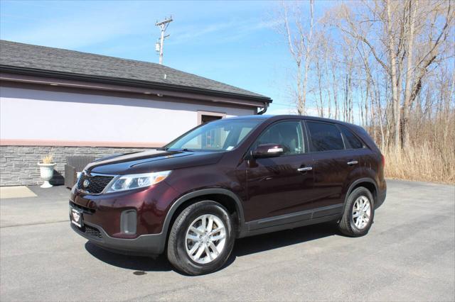used 2014 Kia Sorento car, priced at $8,495