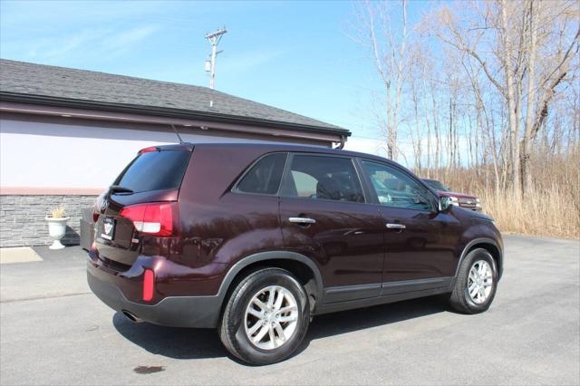 used 2014 Kia Sorento car, priced at $8,495