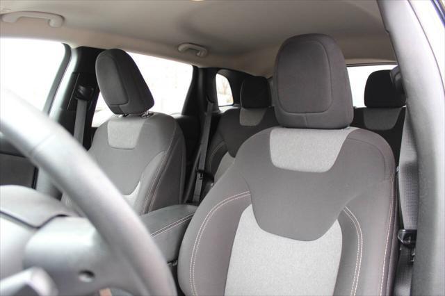 used 2018 Jeep Cherokee car, priced at $14,695
