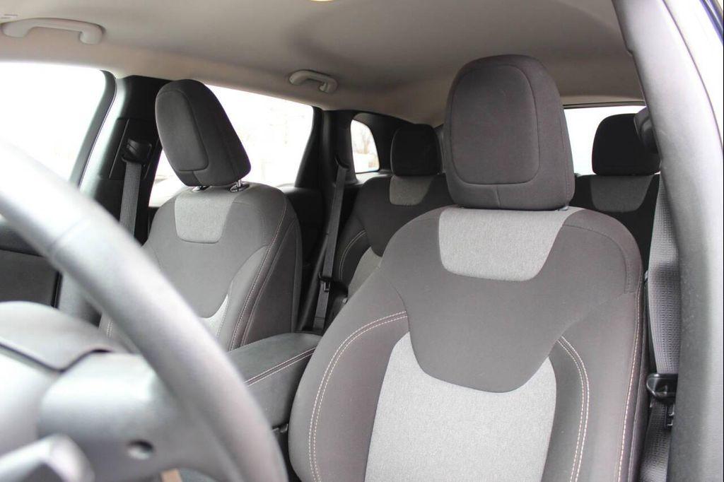 used 2018 Jeep Cherokee car, priced at $13,275