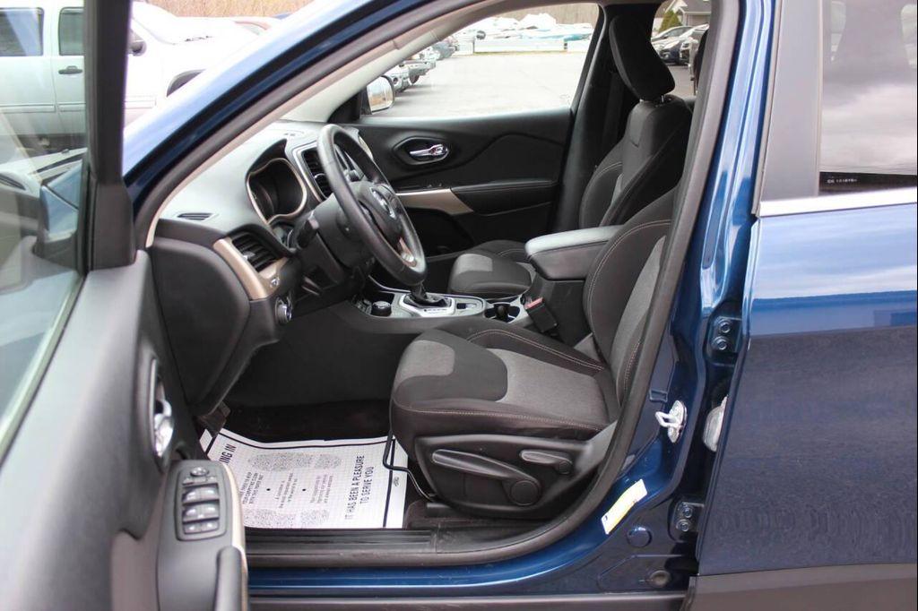 used 2018 Jeep Cherokee car, priced at $13,275