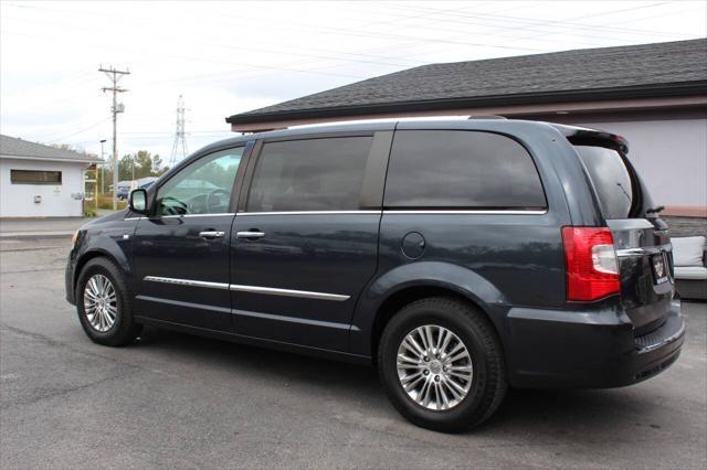 used 2014 Chrysler Town & Country car, priced at $11,595