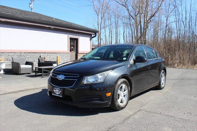 used 2014 Chevrolet Cruze car, priced at $8,895