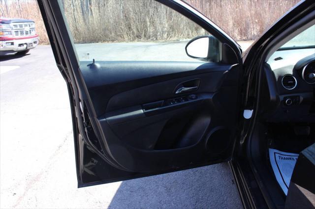 used 2014 Chevrolet Cruze car, priced at $8,895
