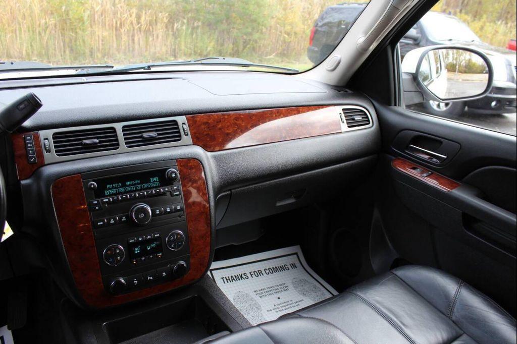 used 2011 Chevrolet Suburban car