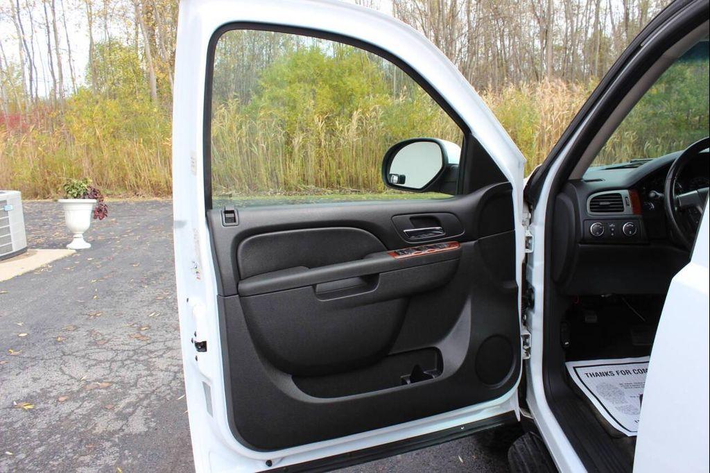 used 2011 Chevrolet Suburban car
