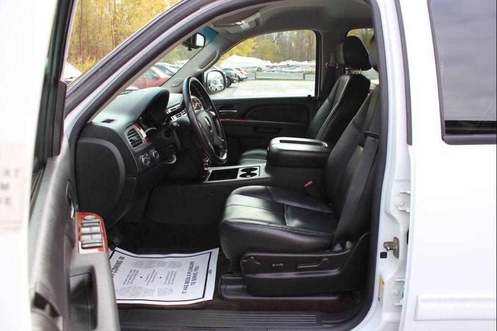 used 2011 Chevrolet Suburban car