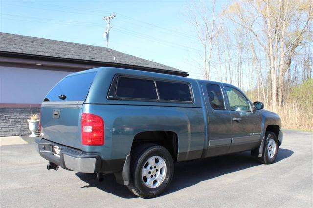 used 2009 Chevrolet Silverado 1500 car, priced at $13,595