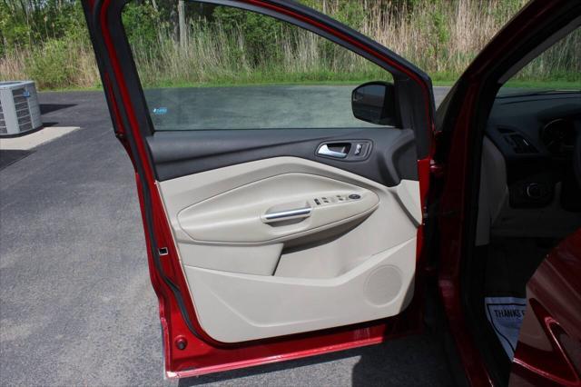 used 2014 Ford Escape car, priced at $12,995