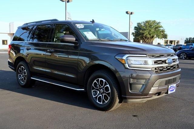 used 2023 Ford Expedition car, priced at $52,417