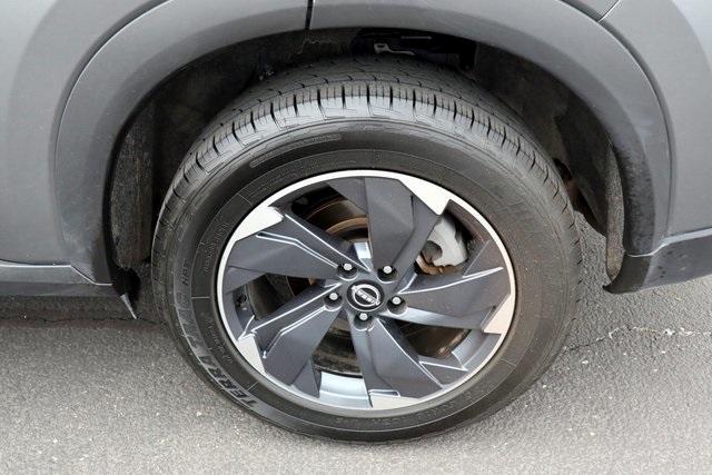 used 2024 Nissan Rogue car, priced at $19,987