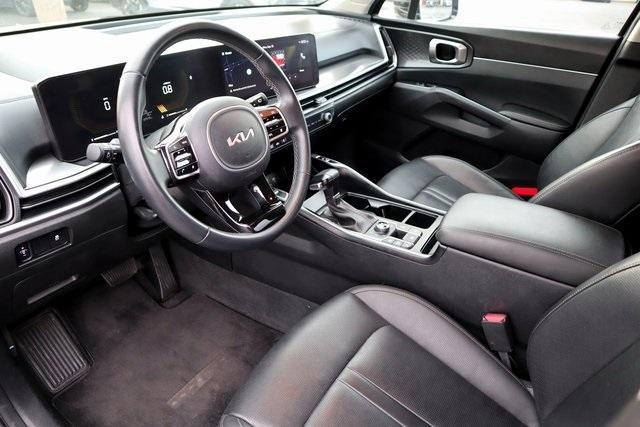 used 2024 Kia Sorento car, priced at $25,897