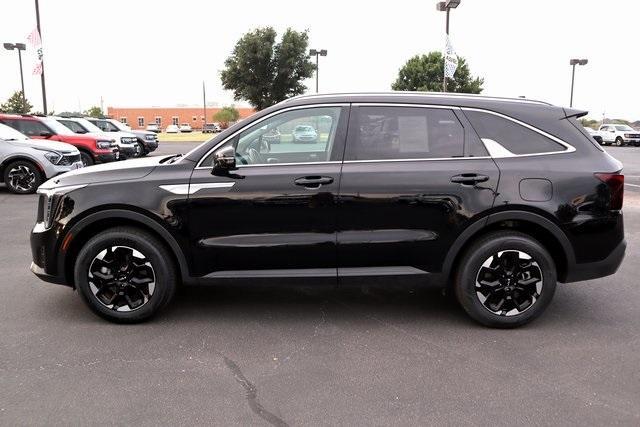 used 2024 Kia Sorento car, priced at $25,897